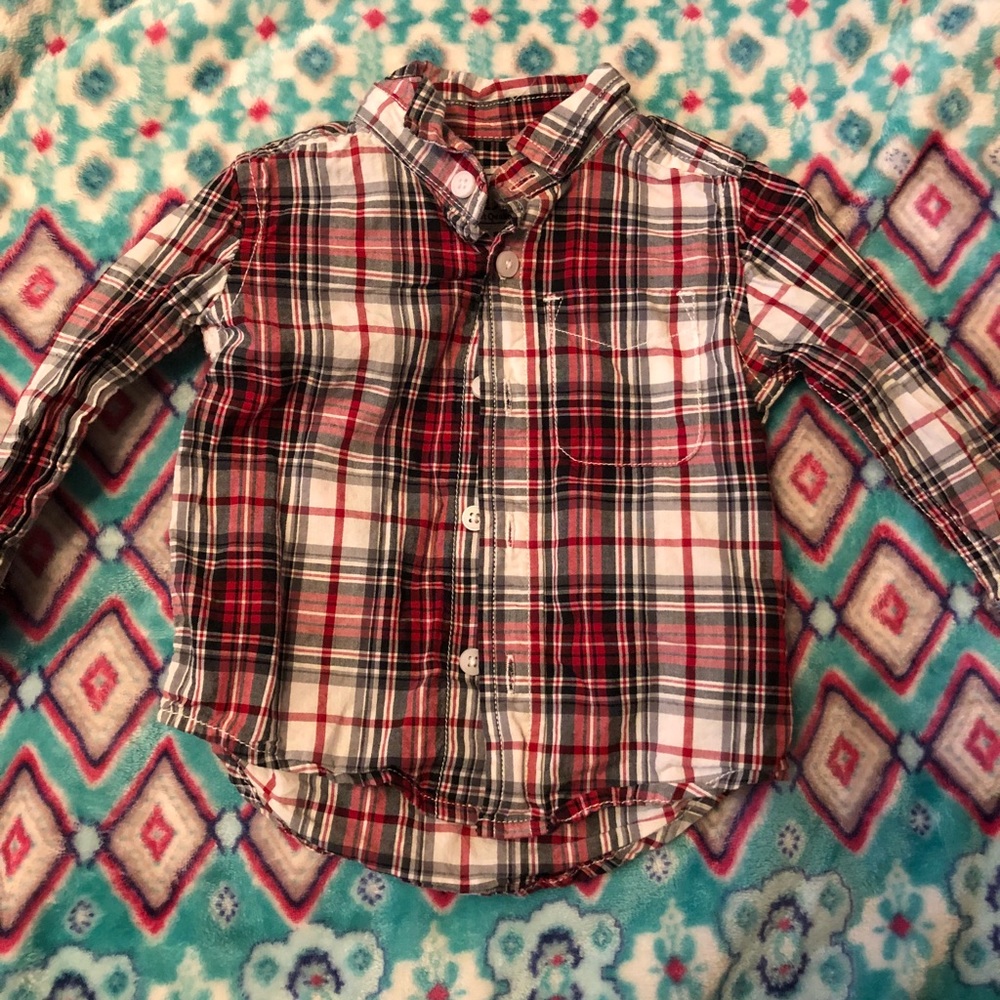 Children’s place long sleeved shirt
